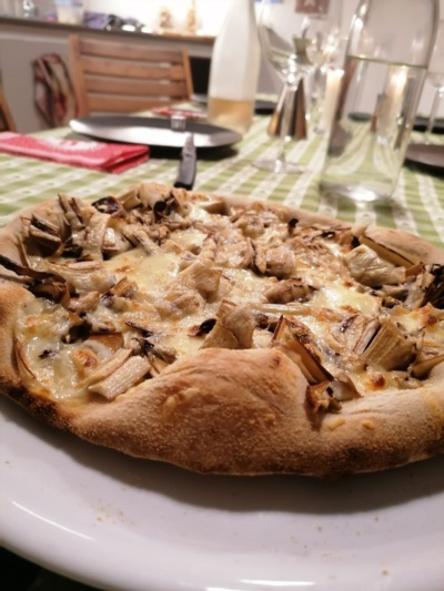 pizza con i carciofini 